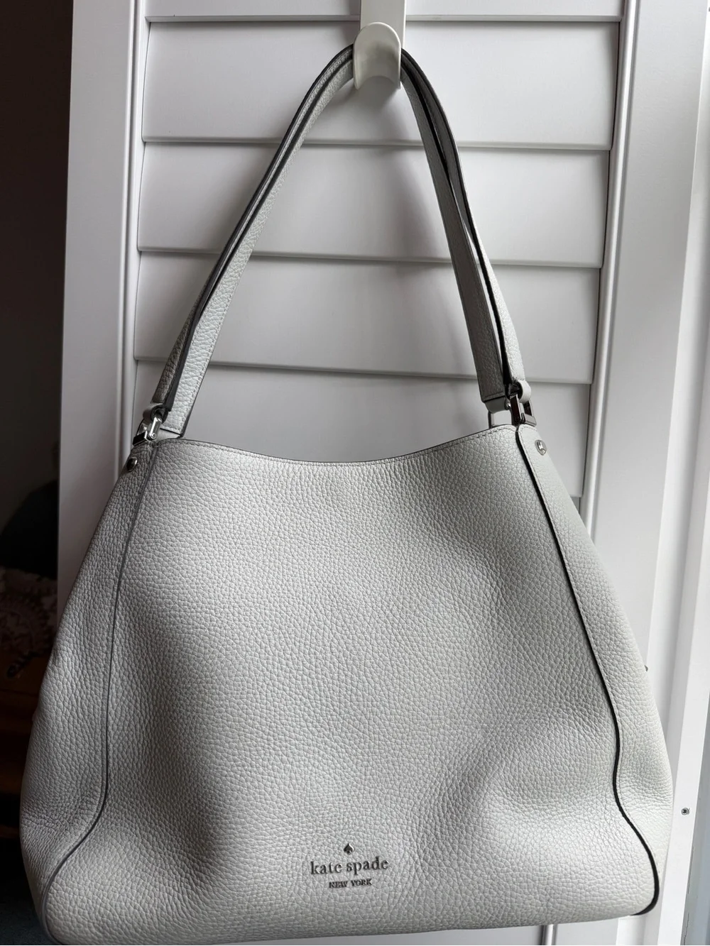 Kate Spade Grey Pebbled Leather Leila Shoulder Bag